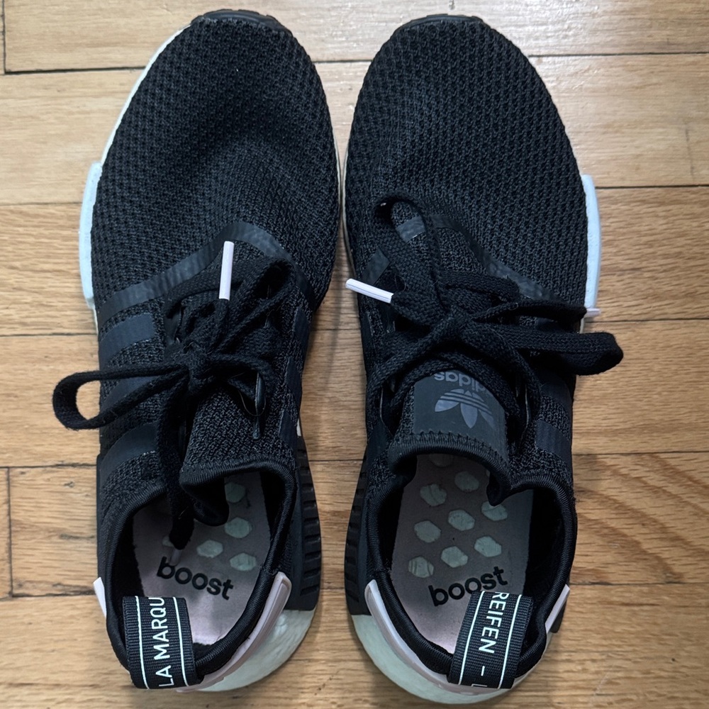 Adidas NMD_R1 Sneakers